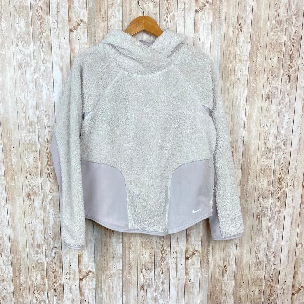Nike Sherpa Therma Fleece‎ Pullover Hoodie Size Small Women